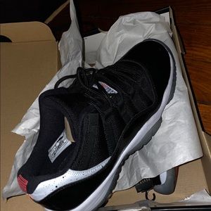 Jordan Retro 11 low Infrared